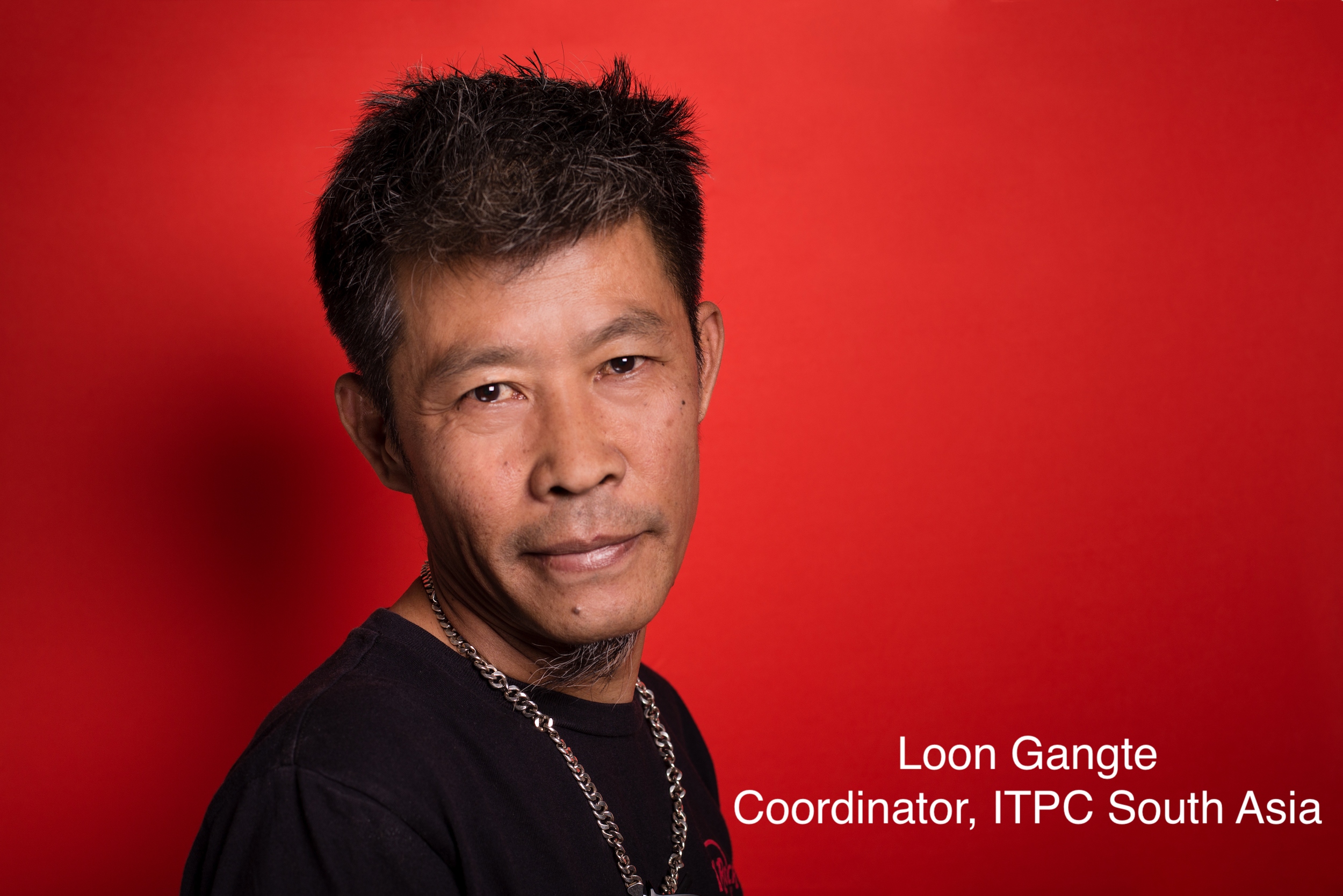 Loon Gangte, ITPC South Asia Coordinator, receives Elizabeth Taylor award at AIDS 2020
